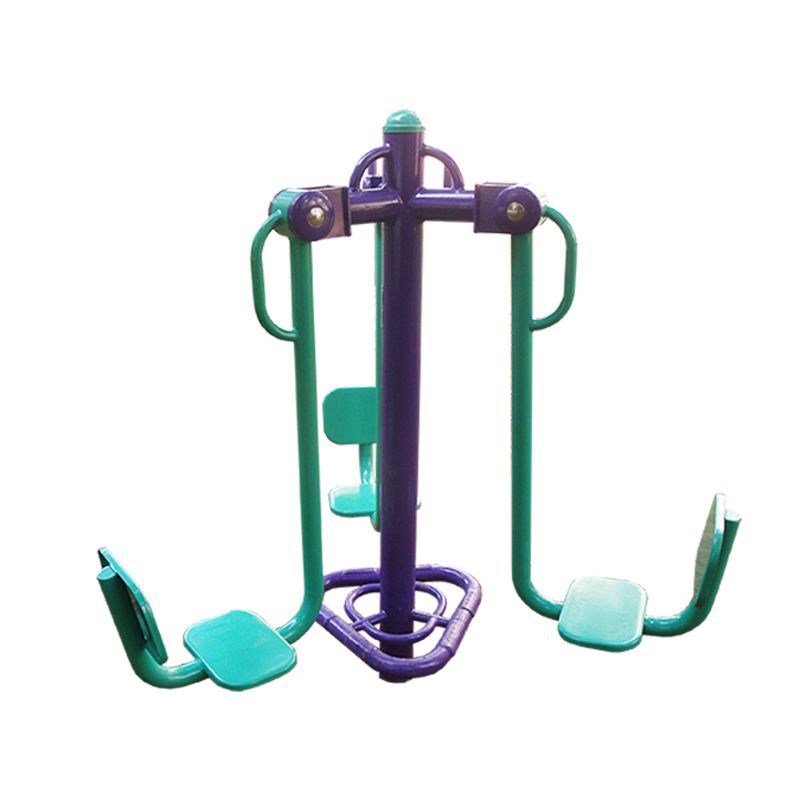 Sports Equipment And Facilities - Dispositivo a pedali per tre persone,