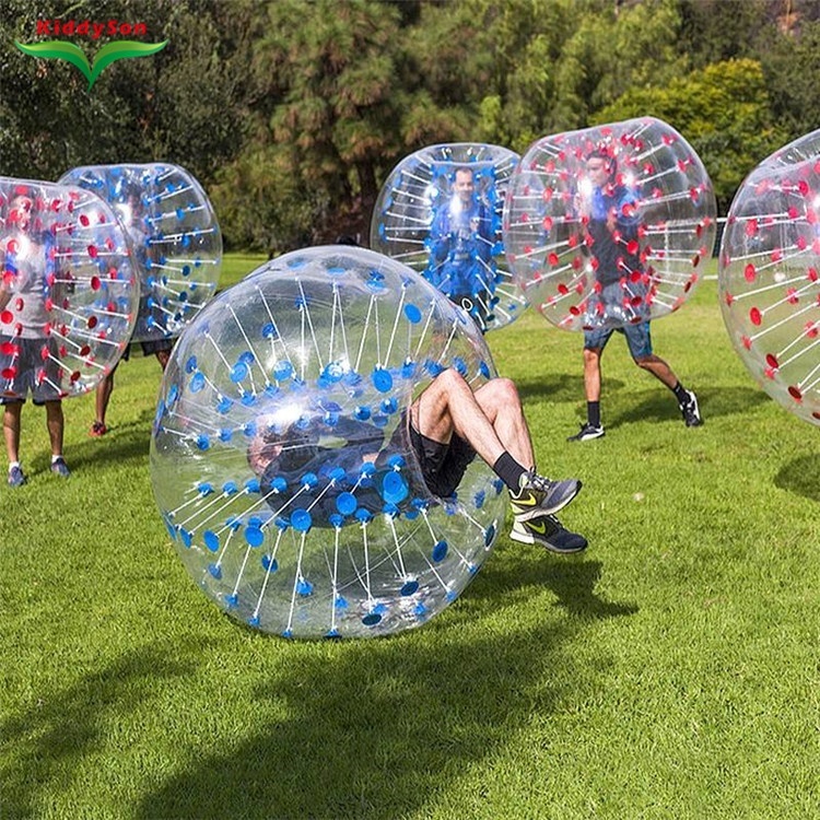 Sports Equipment And Facilities - Gioco Sportivo Gonfiabile da Esterno, Palla