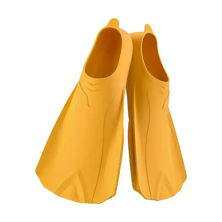 Pinne da Nuoto in Silicone a L - Swim Fin Short Blade recensione e prezzo
