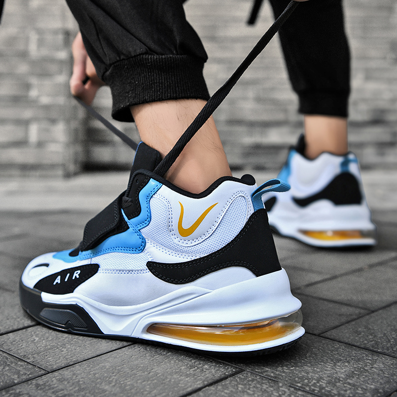 Stivali da Basket con cuscino  - Sports Equipment Brand recensione e prezzo