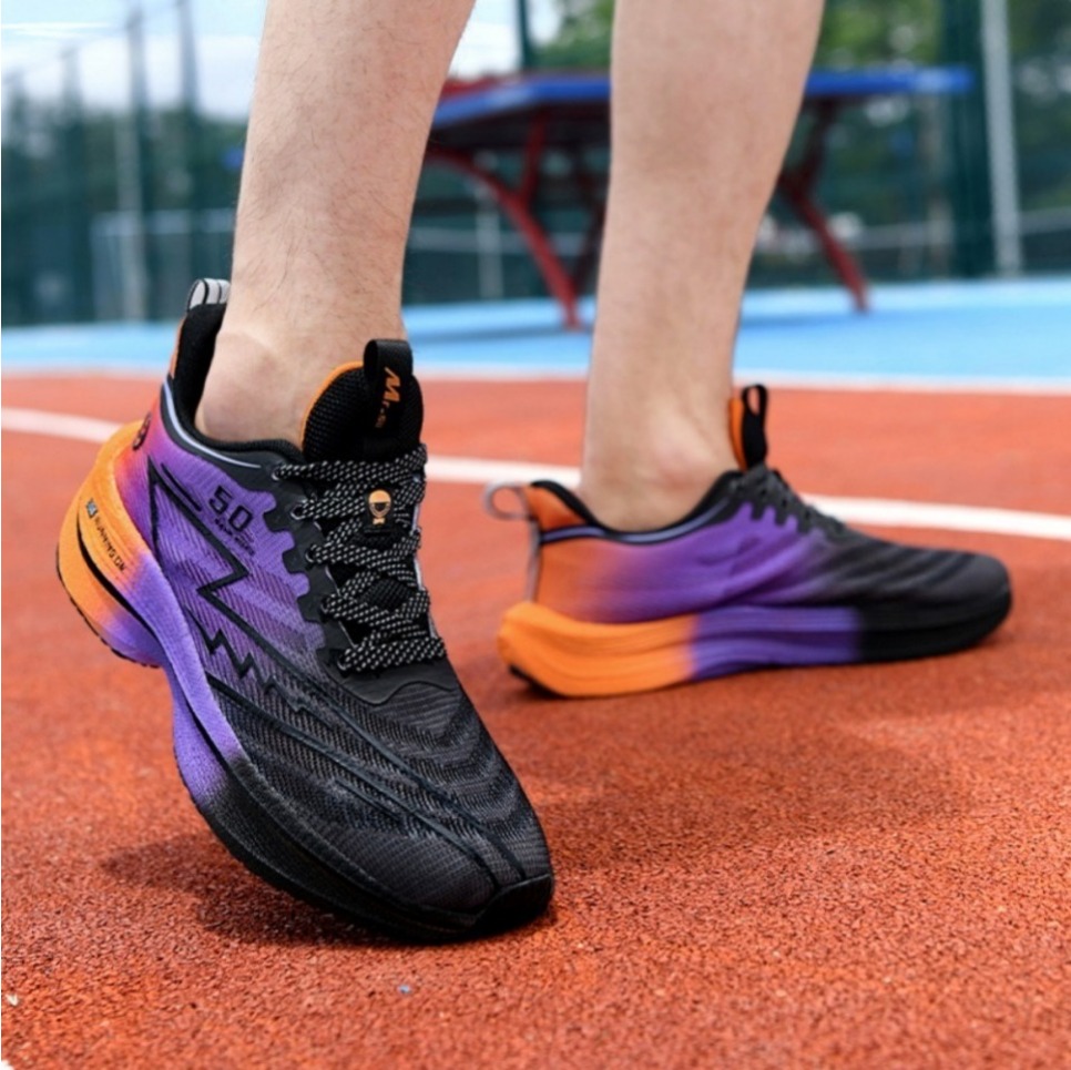 Scarpe da corsa con piastra in - Sports Equipment Brand recensione e prezzo